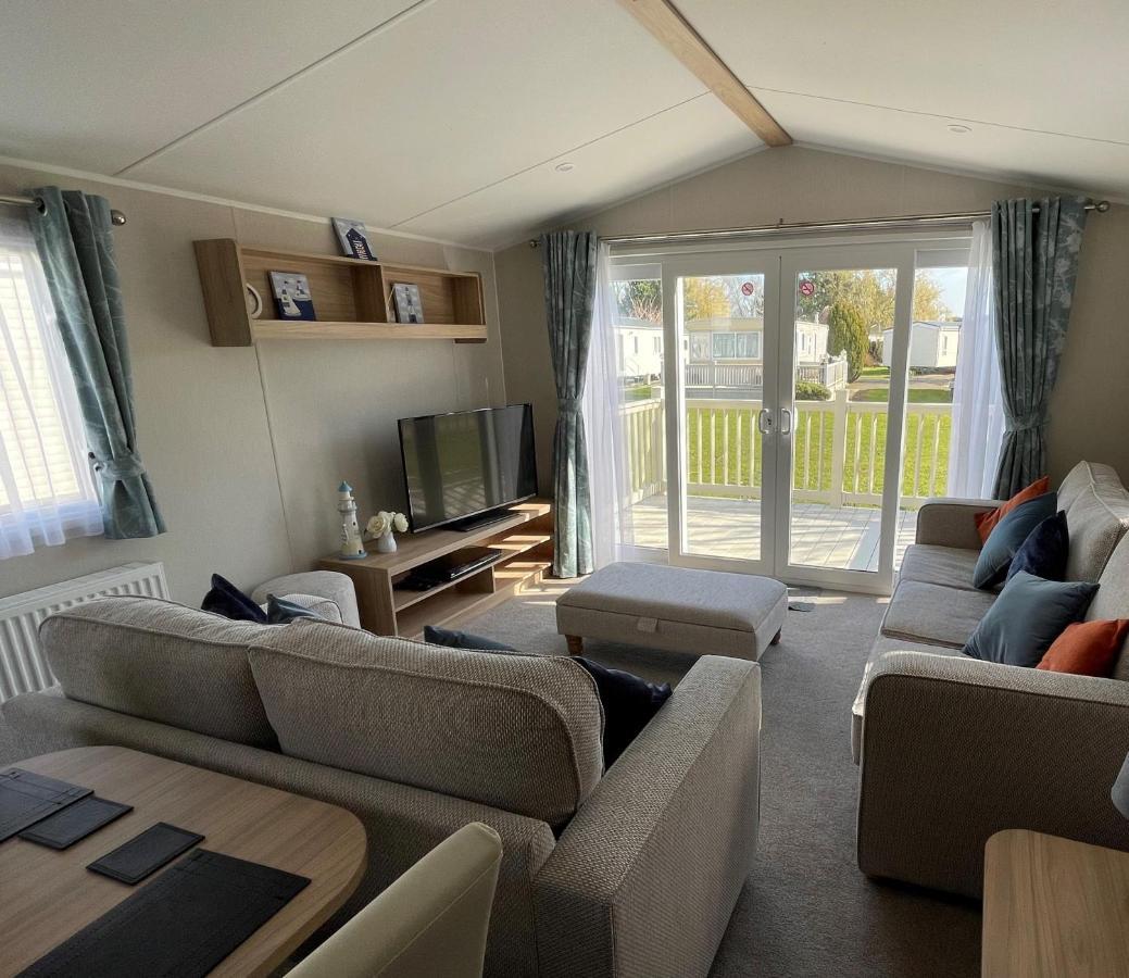 Private Rented Caravan Situated At Southview Holiday Park Winthorpe  Extérieur photo